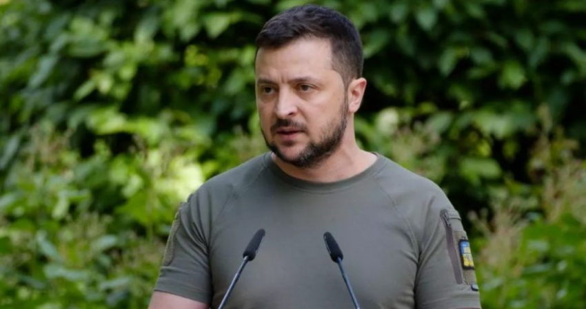 Нужна скорая помощь: мистер Смит передал послание от Зеленского Конгрессу США