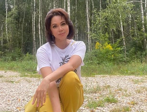 Жена Жигунова чуть не приобрела психическое расстройство из-за мужчин в плавках в Крыму