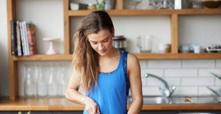 Прикольные гифки и смешные открытки с Днем худеющих 15 сентября 2022 года