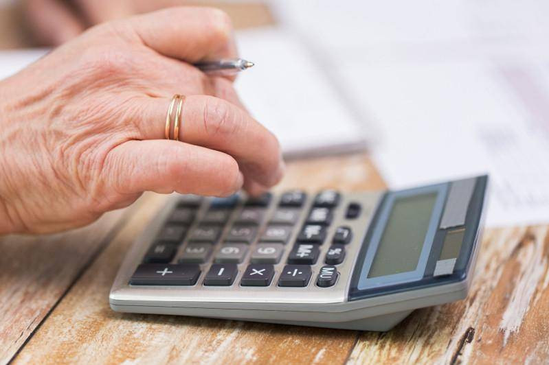 Прибавка будет: стало известно, кому в РФ с 1 октября добавят по 9 627 рублей к пенсии