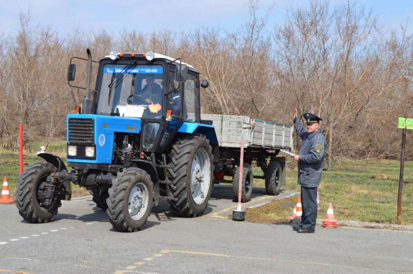 В Минеральных Водах впервые пройдет шоу по фигурному катанию на тракторах