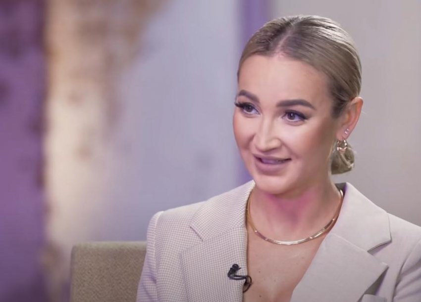 Блогеры после поездки Бузовой на Донбасс пообещали не критиковать исполнительницу