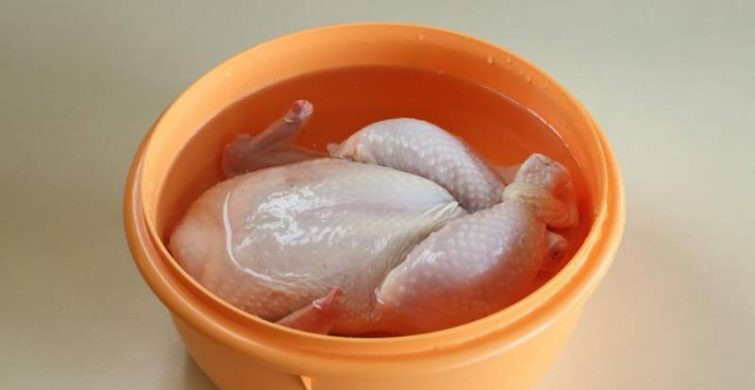 Размораживаем мясо без кипятка и микроволновки за 10 минут