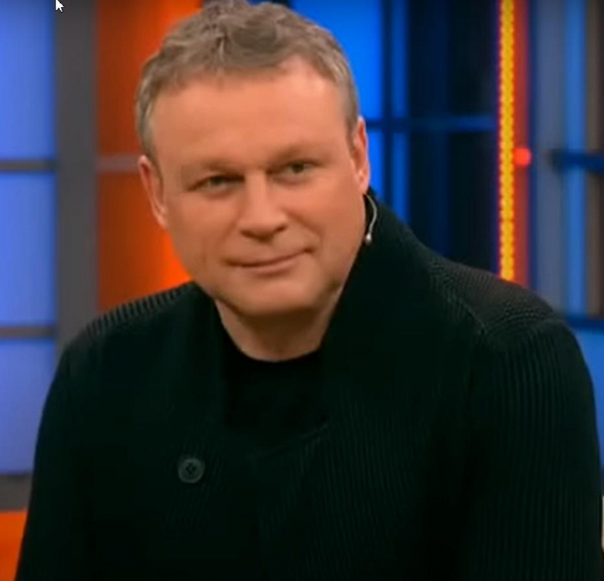 Стало известно, как сейчас живет Сергей Жигунов