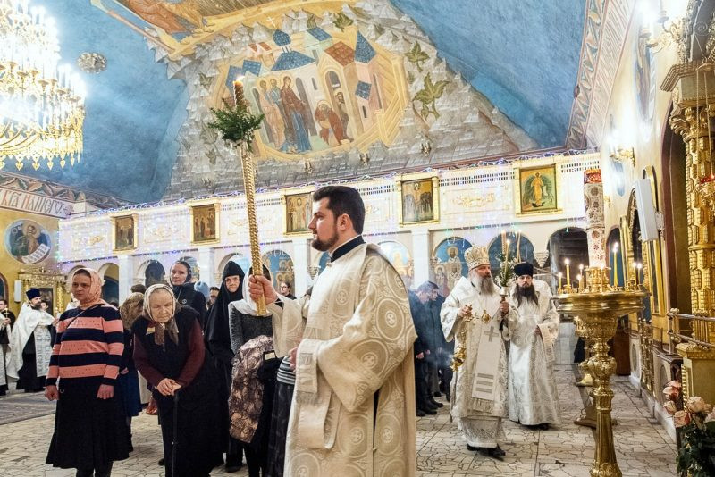 Какие значимые церковные праздники отмечают православные веряне 2 декабря 2022 года