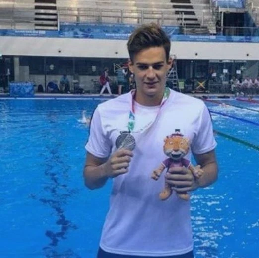 Денис Петрашов завоевал золото на TYR Pro Swim Series 2026 в США