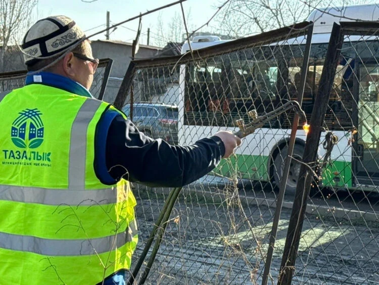 Восточный автовокзал в Бишкеке вернули на баланс мэрии. Что там построят